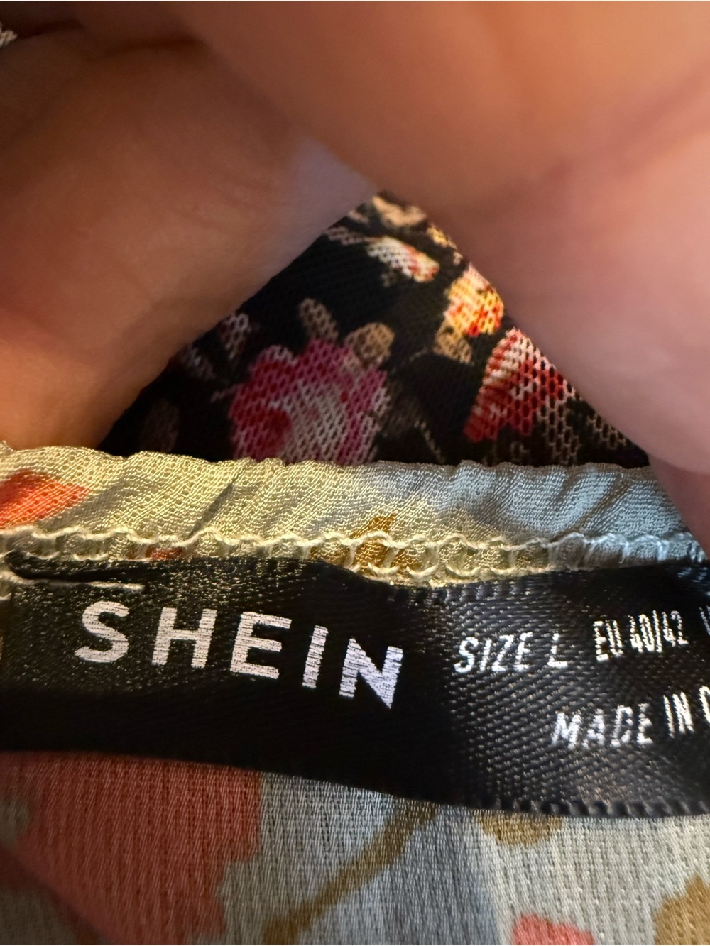 SHEIN Sage Crop Top with Coral Floral Print - Picture 5 of 5